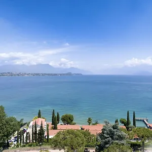 Hotiday Collection - Desenzano Aparthotel Desenzano del Garda