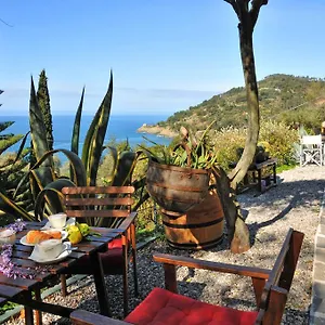 hotel-villa-belvedere-bonassola.hotelitalianriviera.com/